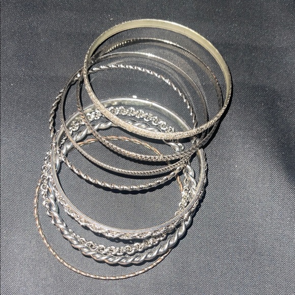 Chic Silver Bracelet Set for Women - Picture 1 of 1